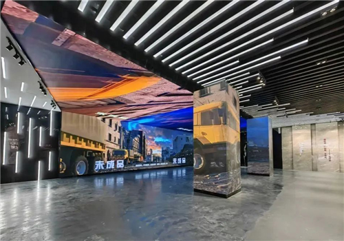 The largest H-ONE Official bar in Central China